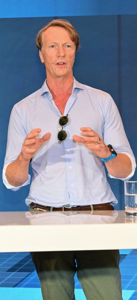 Dr. Hendrik Brandis
